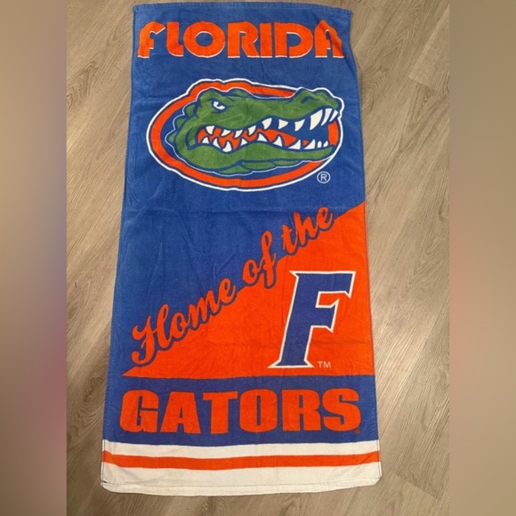 Florida Gators Blue and Orange Beach Towel EUC 
52” w x 26” l - Picture 1 of 5